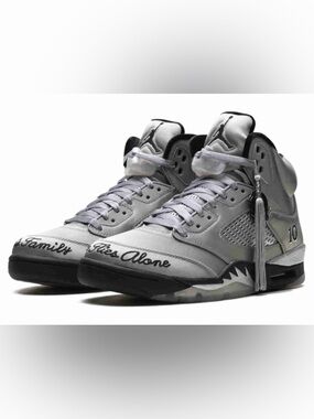 Women's Sz 16.5 / 15M -Nike Air Jordan 5 Retro Wings 10th Anniversary IO2038-001